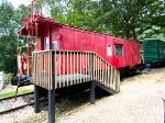 NKP 422 Caboose